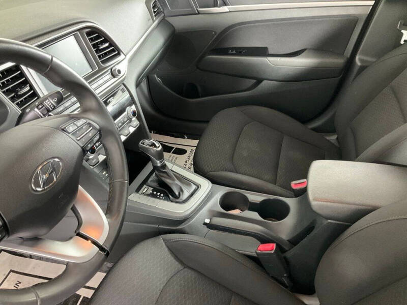 2020 Hyundai Elantra