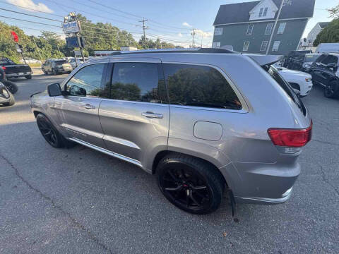 2021 Jeep Grand Cherokee Summit
