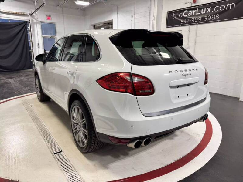 2014 Porsche Cayenne Platinum