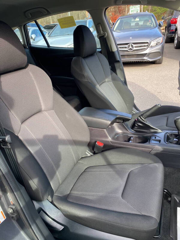 2019 Subaru Impreza 2.0i