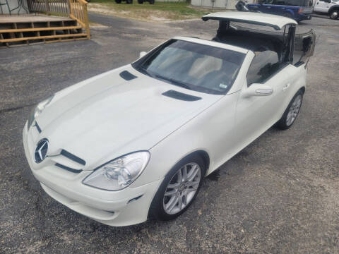 2008 Mercedes-Benz SLK for sale at BHT Motors LLC in Imperial MO