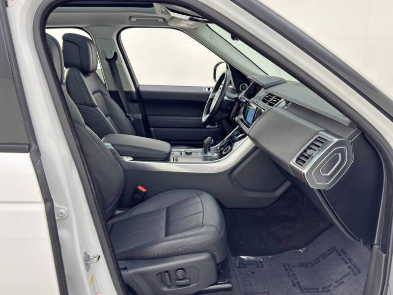 2022 Land Rover Range Rover Sport SE