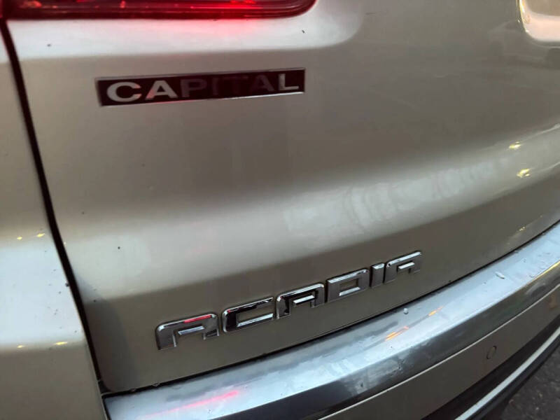 2013 GMC Acadia SLE-2