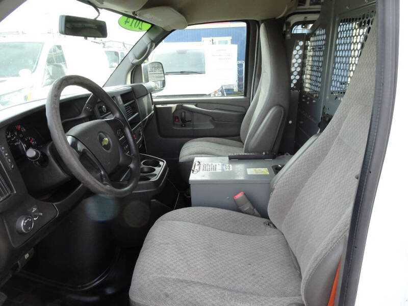 2014 Chevrolet Express Cargo Work Van - Photo 13