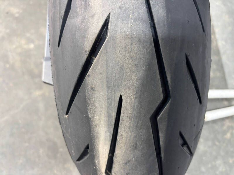 2022 Aprilia Tuono V4