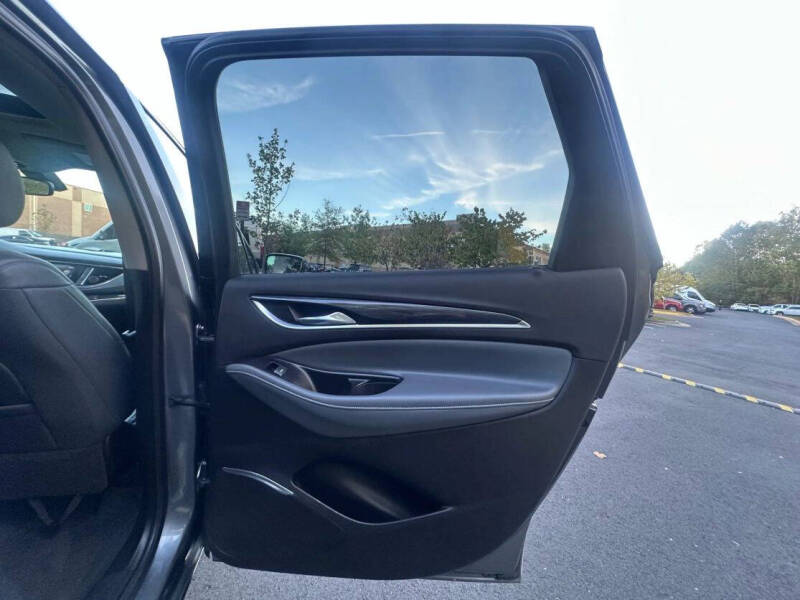 2019 Buick Enclave Essence