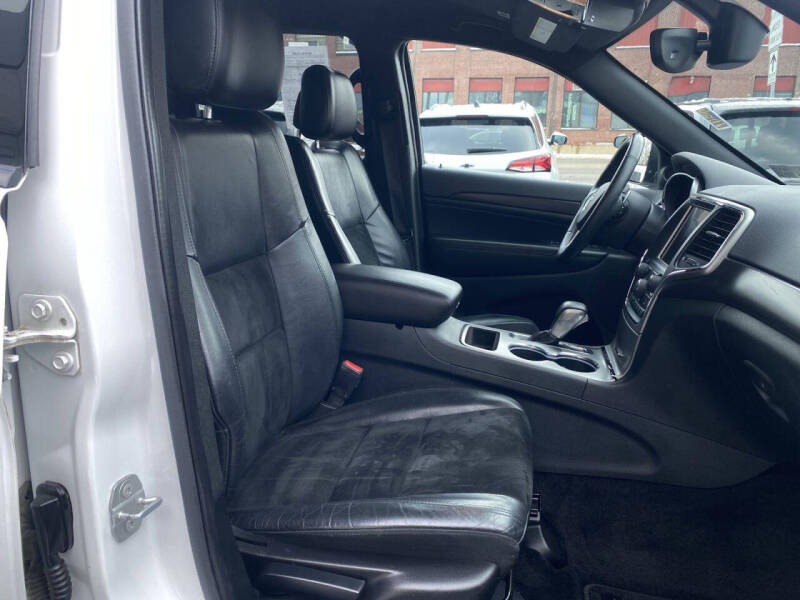 2017 Jeep Grand Cherokee Altitude