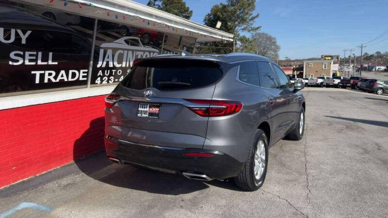 2020 Buick Enclave Essence