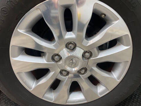 2011 Toyota Sequoia Platinum