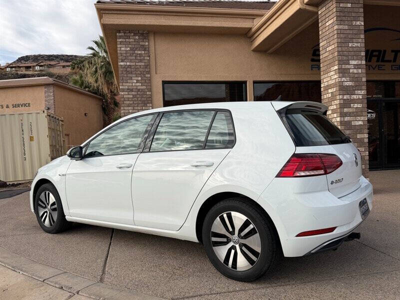 2017 Volkswagen e-Golf SE