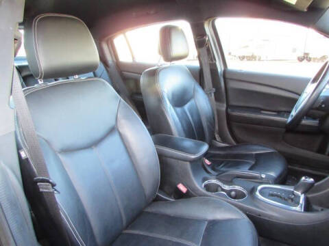 2014 Chrysler 200 Limited