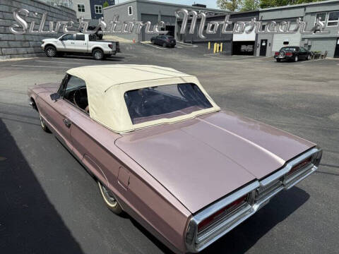 1964 Ford Thunderbird