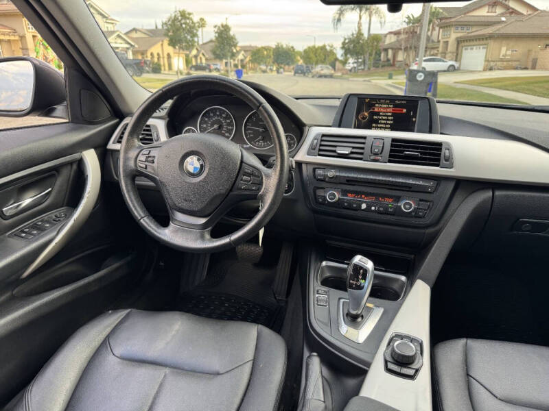 2015 BMW 3 Series 320i photo 18