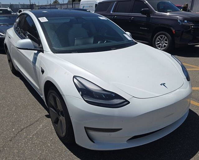 2021 Tesla Model 3 Standard Range Plus