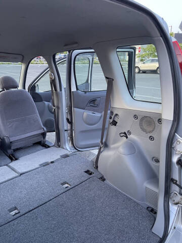 2000 Toyota Funcargo Yaris