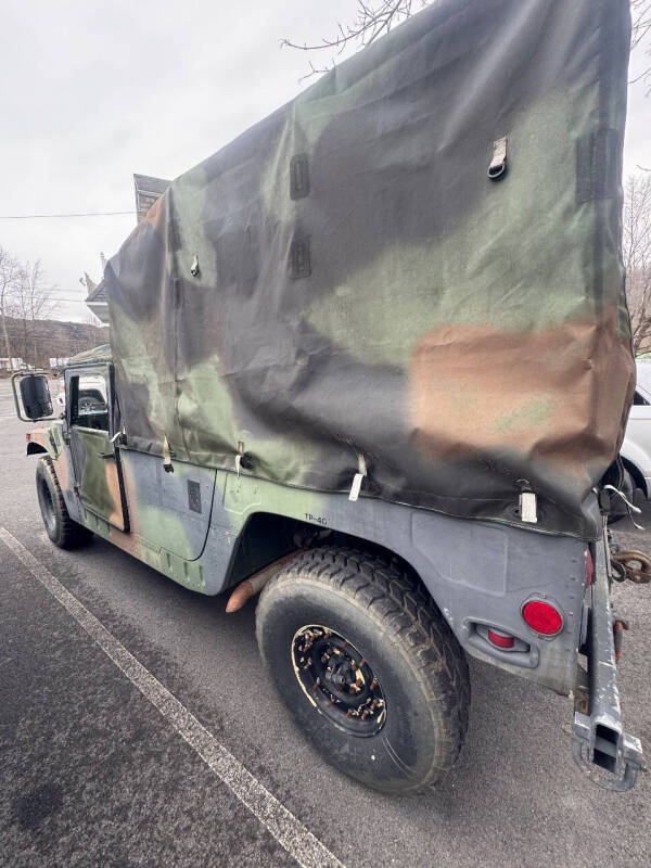 2002 AM General HMMWV