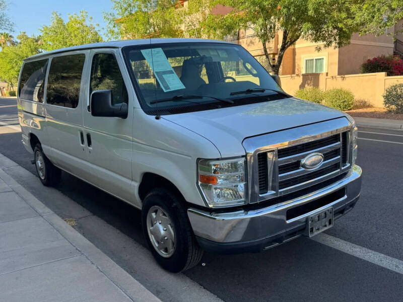 2014 Ford E-Series E-150 XLT