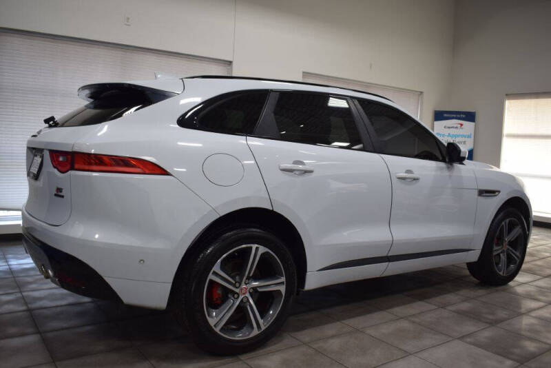 2017 Jaguar F-PACE S