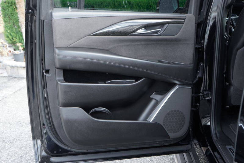 2016 Cadillac Escalade ESV Platinum