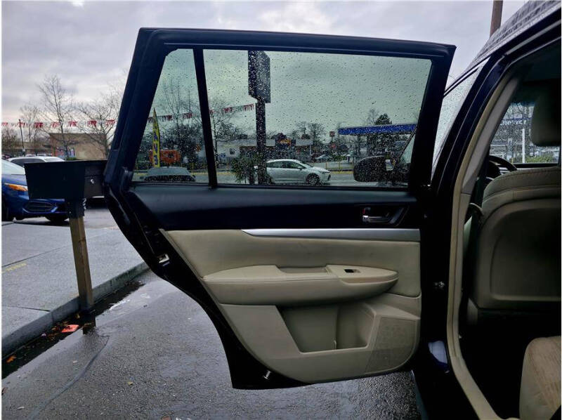 2012 Subaru Outback 2.5i Premium