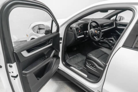 2024 Porsche Cayenne