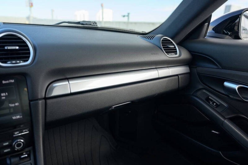 2018 Porsche 718 Cayman S