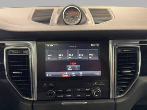 2017 Porsche Macan S