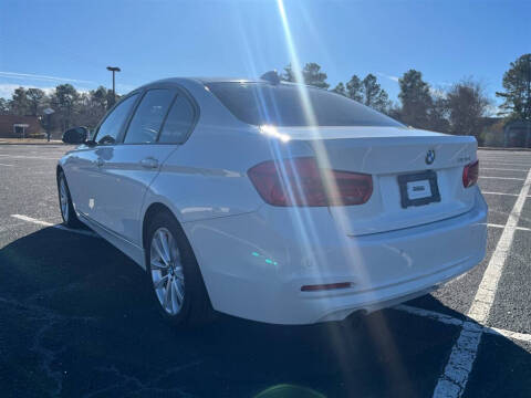 2017 BMW 3 Series 320i