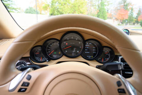 2015 Porsche Panamera 4