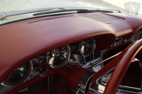 1963 Ford Thunderbird