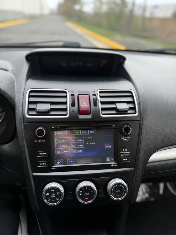 2016 Subaru Impreza 2.0i