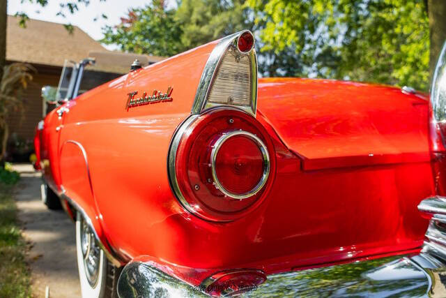 1956 Ford Thunderbird
