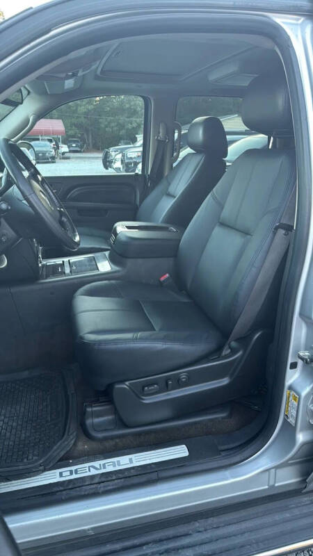 2010 GMC Yukon Denali