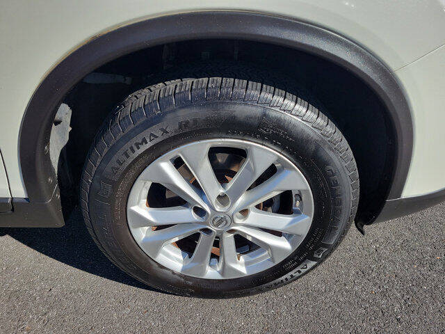 2015 Nissan Rogue SV