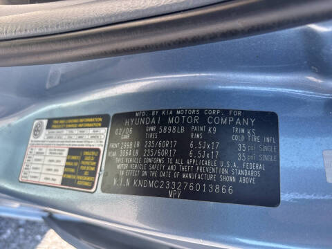 2007 Hyundai Entourage Limited
