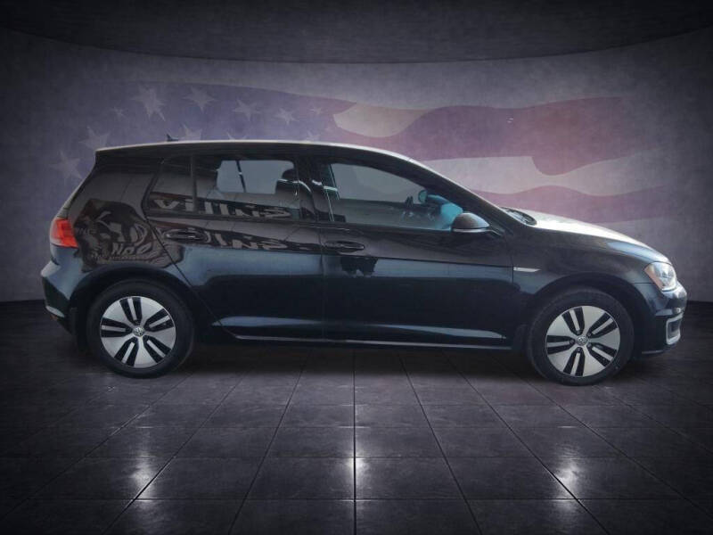 2016 Volkswagen e-Golf SE