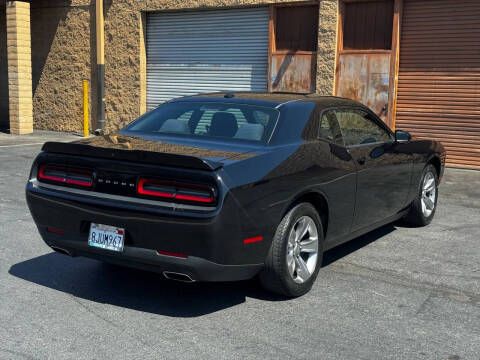 2019 Dodge Challenger SXT