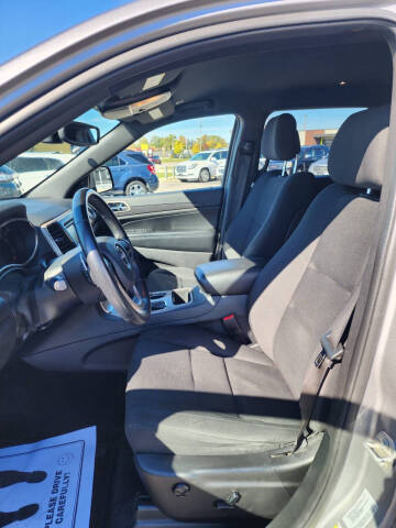 2017 Jeep Grand Cherokee Laredo