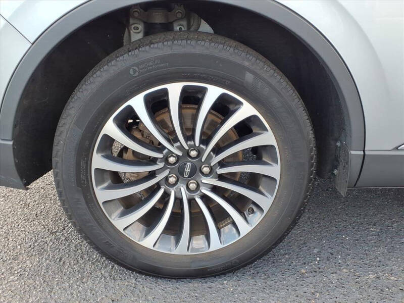 2023 Lincoln Aviator Standard