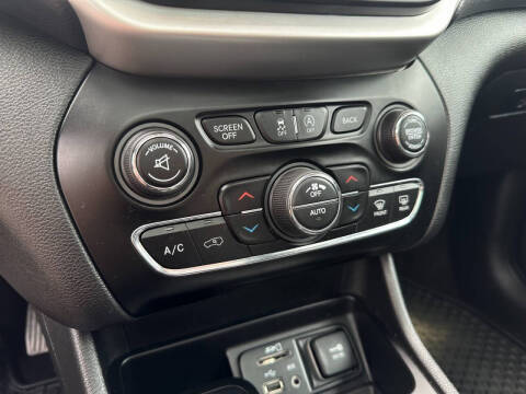 2018 Jeep Cherokee Trailhawk