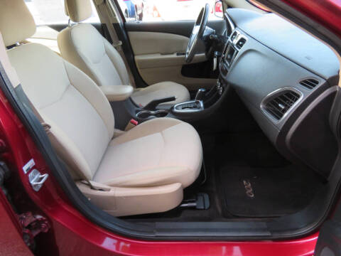 2011 Chrysler 200 Touring