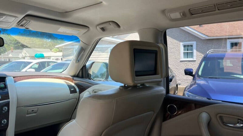 2015 Infiniti QX80