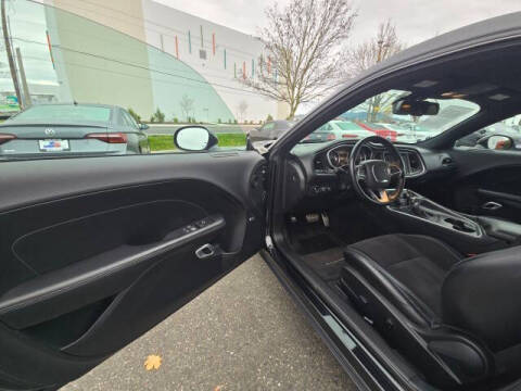 2015 Dodge Challenger R/T Plus