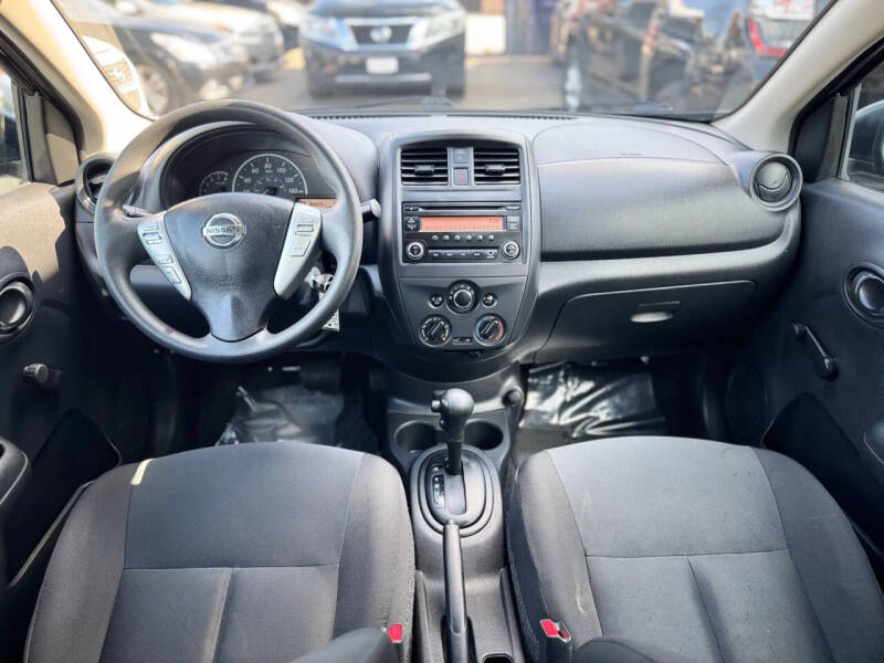 2018 Nissan Versa