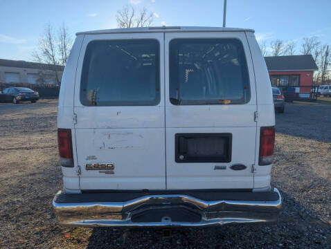 2012 Ford E-Series E-250