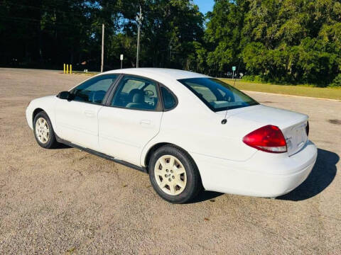 2007 Ford Taurus SE