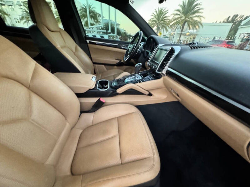 2016 Porsche Cayenne