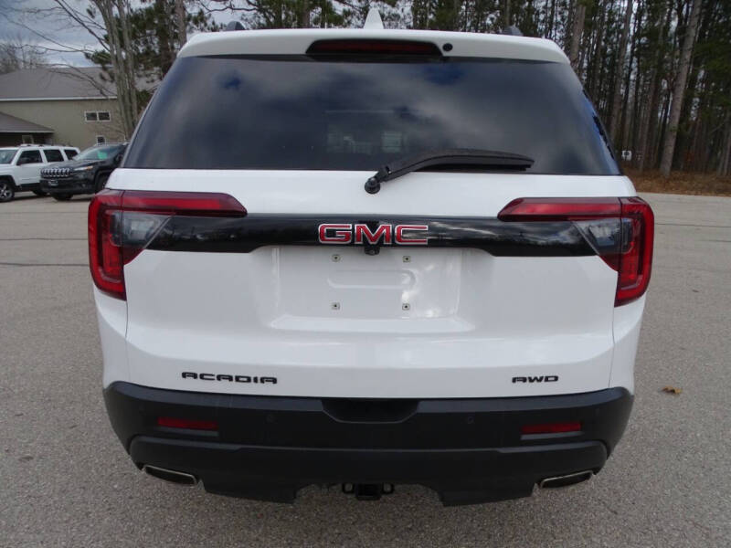 2022 GMC Acadia SLE