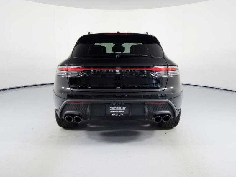 2026 Porsche Macan
