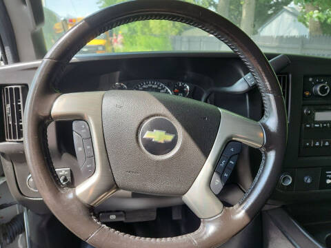 2017 Chevrolet Express 2500